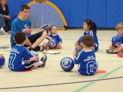 Kids' Birthday Party Venues in Central Connecticut: Art, Basketball, Gym Party, Carousel and Tennis