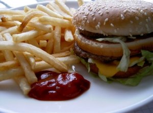 Can Fast Food Be Part of A Healthy Pregnancy Diet?