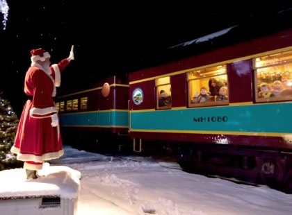 All Aboard The Polar Express! Holiday Trains For Families Near NYC ...