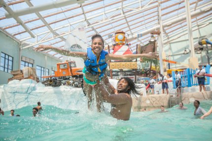 8 Indoor Water Parks Perfect for a Warm Getaway Near NYC | Mommy Poppins - Things To Do in New ...
