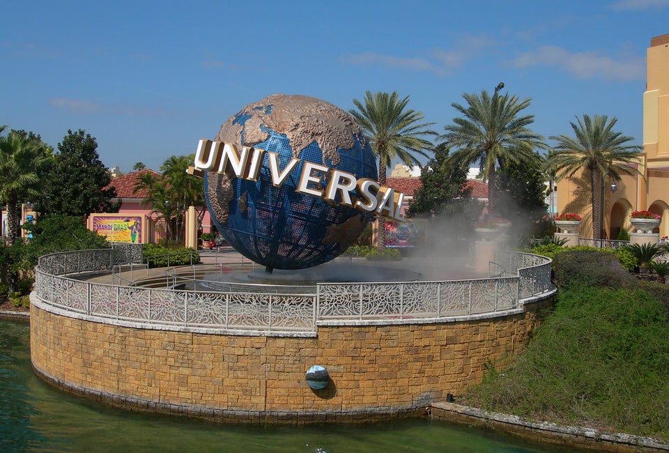 Visiting Universal Studios Theme Park: How a VIP Tour will save you money (as well as your sanity)