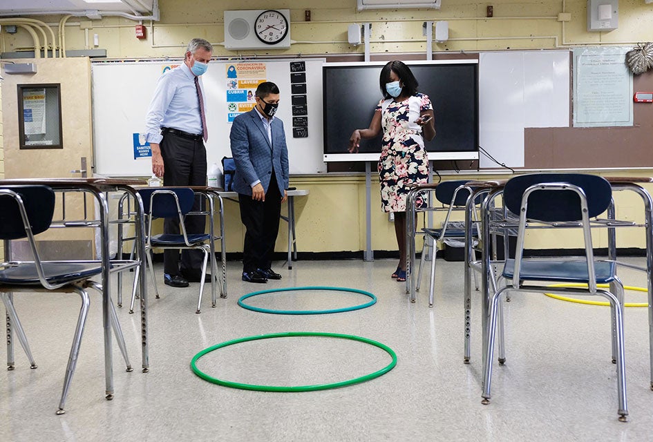 Mayor Says NYC Schools Will Open Despite Educator Pushback Mayor Bill De Blasio and Schools Chancellor Richard Carranza tour a school in Far Rockaway to asses its progress in planning for reopening. Photo by Ed Reed/Mayor's Office