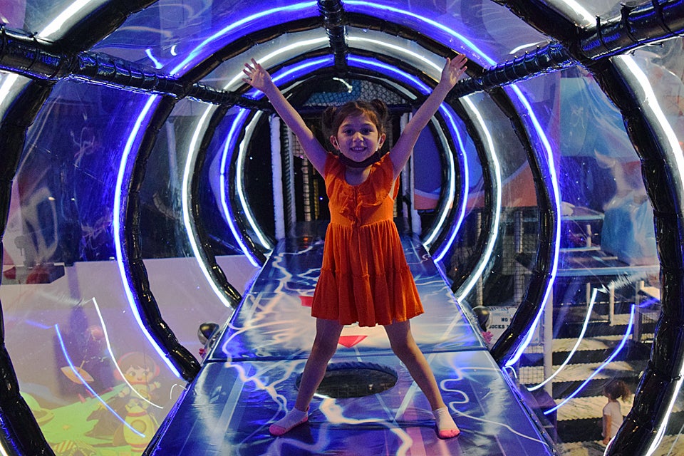 Catch Air just debuted a brand new trampoline park in Hasbrouck Heights, New Jersey.