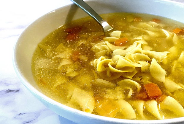 10 Easy Crockpot Recipes and Meals for Family Dinner : Chicken soup