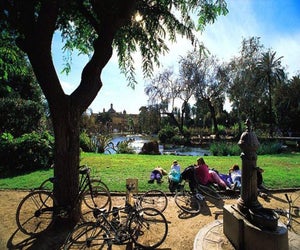 Take a break from walking in Barcelona and relax at Ciutadella Park. Photo courtesy of Visit Barcelona