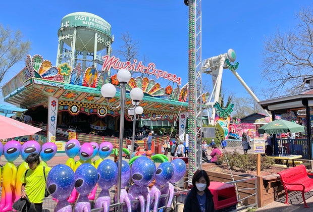 Climb aboard the Musik Express at Adventureland for a tune-filled mild ride