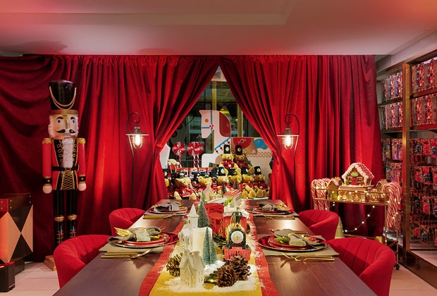 dining room  FAO Schwarz, Airbnb Offer Toy Store For Magical One-Night-Only Stay