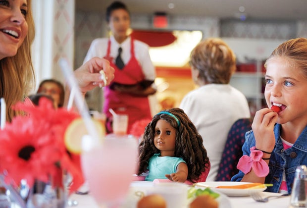 Things to do in Midtown Manhattan with kids: Tea at American Girl Cafe
