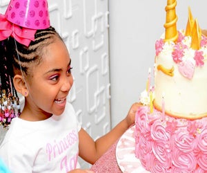 Be a star for the day at Dazzle Me Parties!