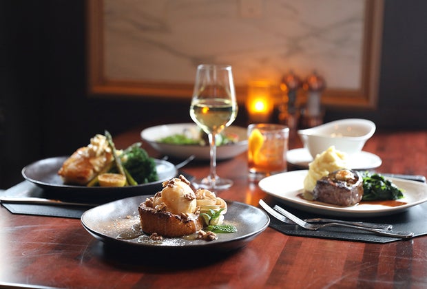 atlanta restaurants open on christmas: McCormick & Schmick's