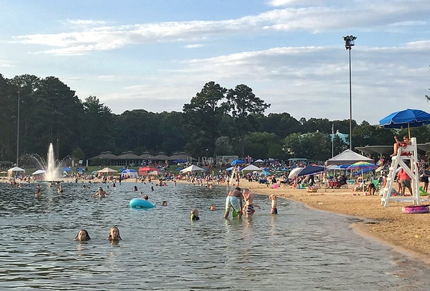 Robin Lake Beach at Callaway Resort and Gardens : Swimming Lakes and Beaches Near Atlanta