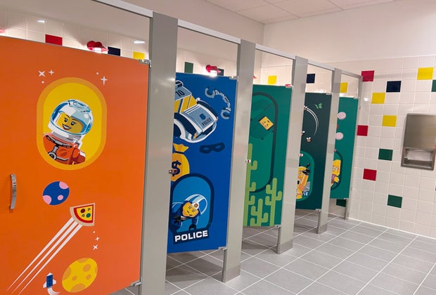 LEGO Discovery Center Washington, DC bathrooms