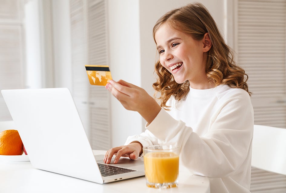 Debit cards for kids come with apps that have safety features like face or fingerprint recognition.