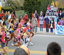 Viewing in Hopkinton, where it all begins. Photo by Susanna Bolle/Flickr  