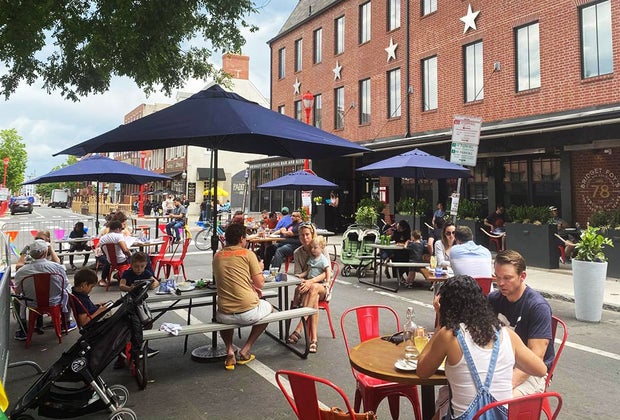 street dining at Bridget Foy's