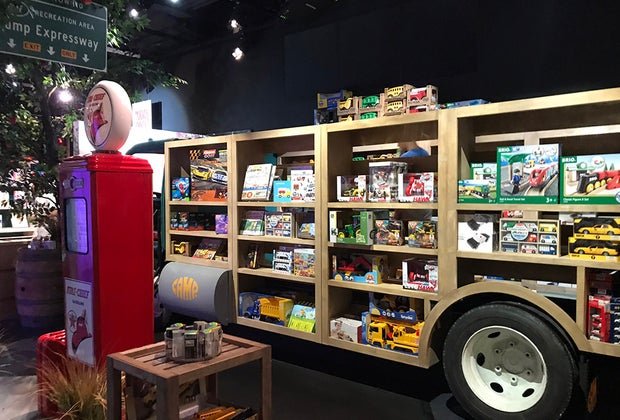 Camp Stores 25 Free Things To Do in NYC This Winter