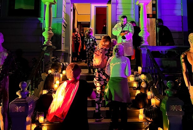 Cemetery Lane at Heritage Square: So much candy, so few scares!