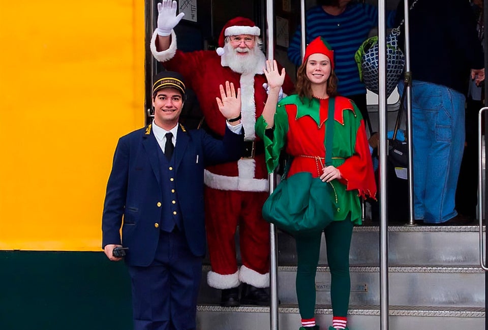 Polar Express Train Rides and Christmas Trains Near Chicago Happy Holiday Railway. Photo courtesy of the Illinois Railway Museum