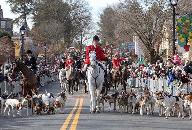 Christmas Towns and Santa's Villages: Middleburg, VA