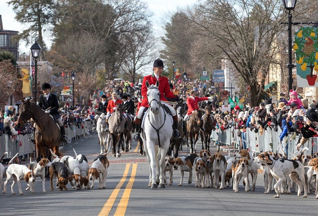 Christmas Towns and Santa's Villages: Middleburg, VA