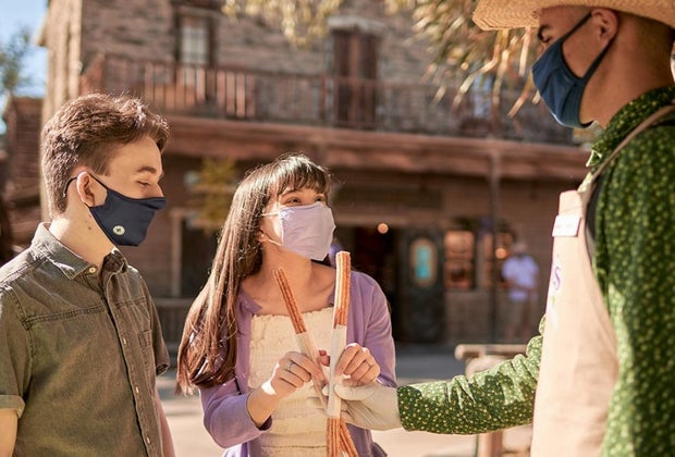 When Are All the Theme Parks Reopening: Churros at Knott's Berry Farm 