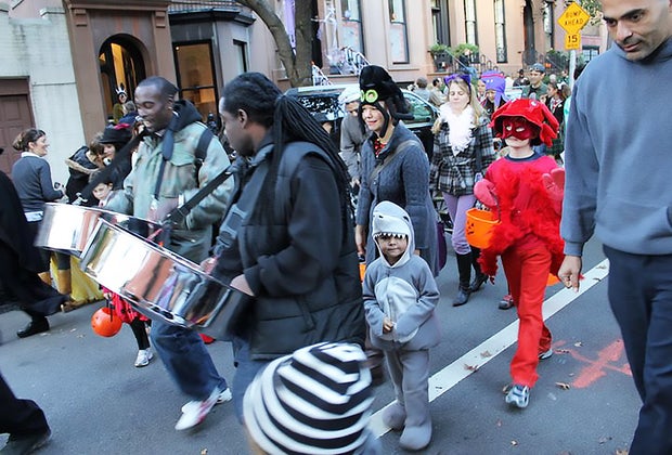 Cobble Hill Halloween Parade