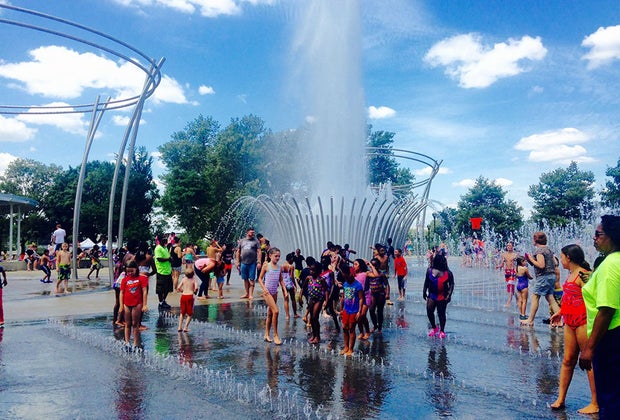 Columbus with Kids: 33 Things to Do in Columbus, OH: The Scioto Mile splash pad