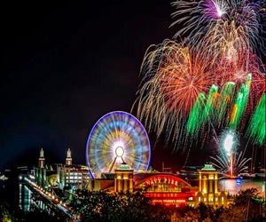 Don't miss the beautiful 4th of July fireworks in Chicago over Navy Pier. Photo courtesy of Navy Pier