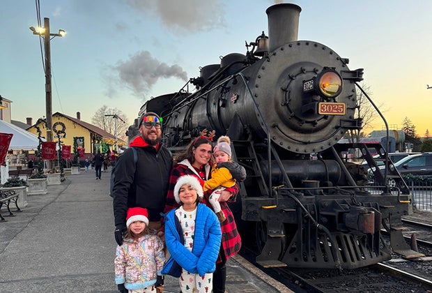 Connecticut Bucket List Essex Steam Train and Riverboat Christmas Holiday