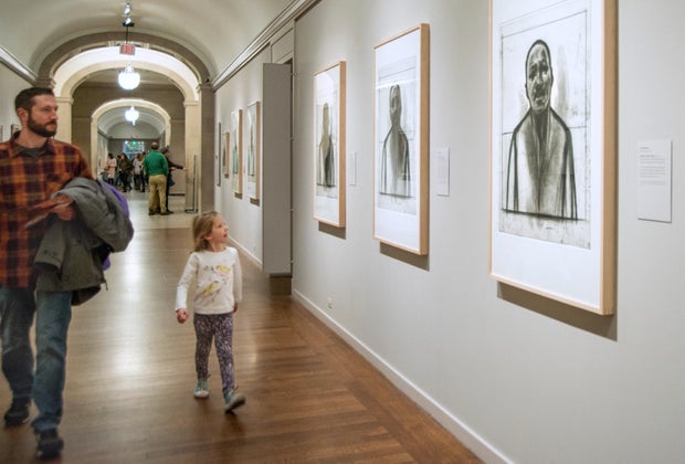 Exploring the MFA with Kids: kids looking at art