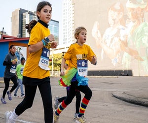 We Run Houston runners photographed by Johnny Zhang, courtesy of the Chevron Houston Marathon.