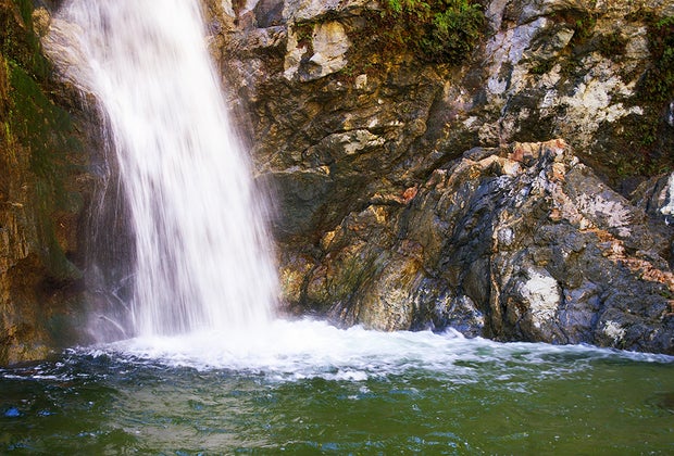 Waterfall Hikes Near Los Angeles for Families: Eaton Canyon