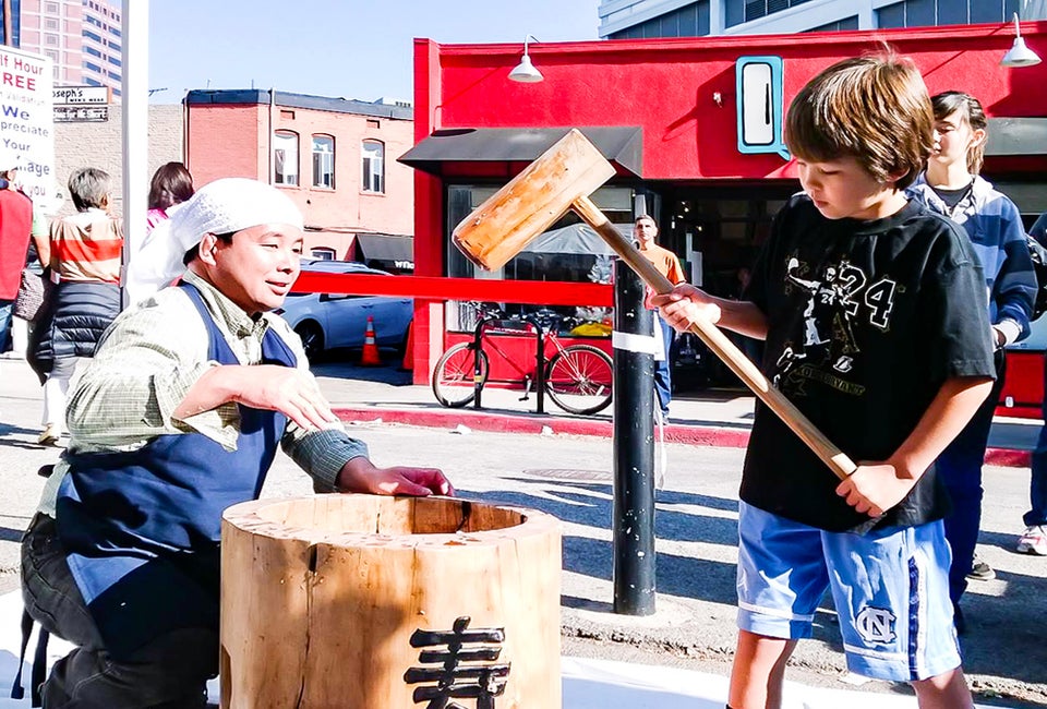 Traditional mochi pounding is part of the 2023 Oshogatsu Family Festival. Photo courtesy of Japanese City, Facebook