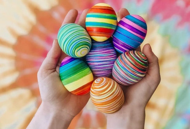 Spin some seriously gorgeous eggs with ease with the EggMazing Easter Egg Mini Decorator Kit.