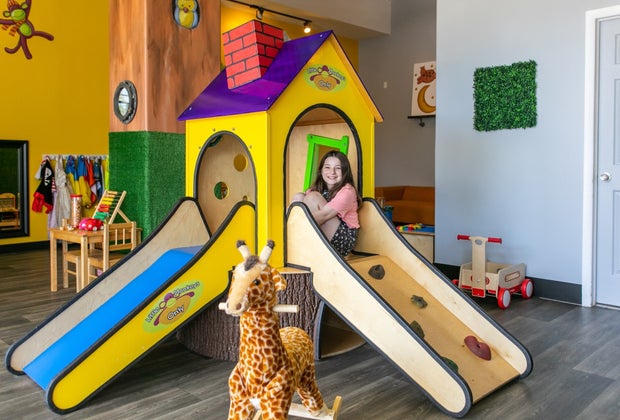 Picture of a little girl at Purple Monkey Playroom, an indoor play space near Chicago