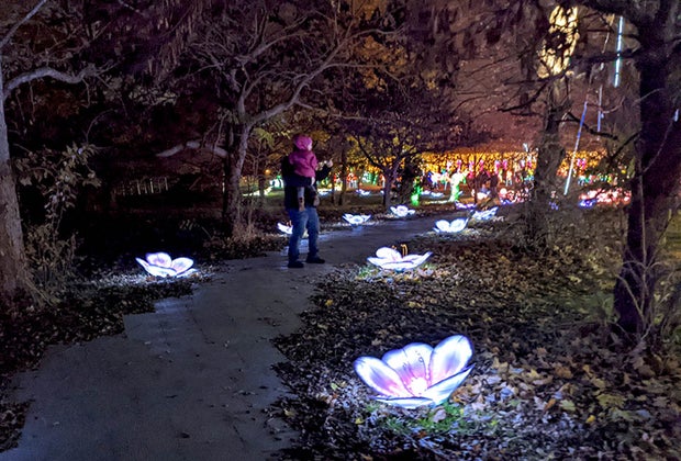 Escape NYC Winter Lantern Festival snug harbor
