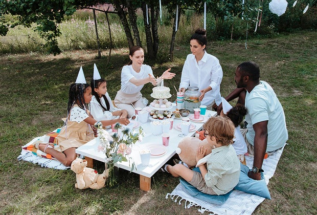Ultimate Family Bucket List:: backyard Birthday
