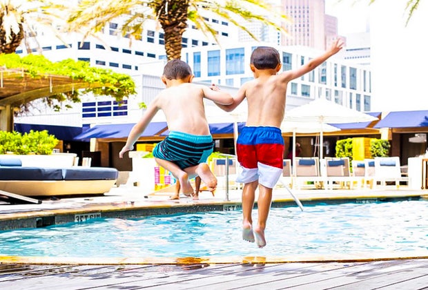 Hotels in Houston with pool passes: Four Seasons Hotel