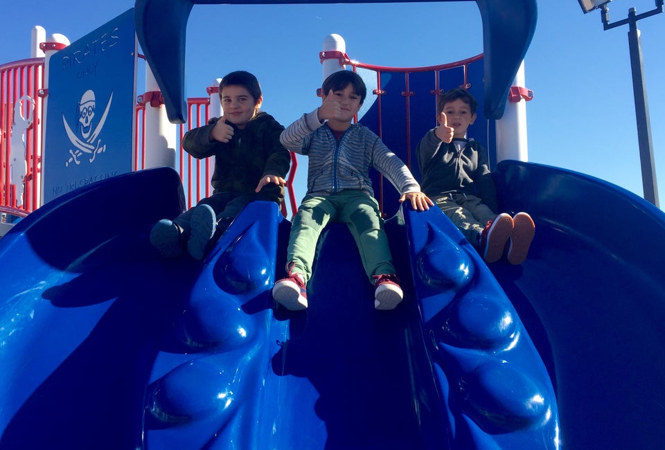 Weekend Fun for LI Kids: Jungle Bob, Turkey Run, Laurie Berkner Band, November 14-15