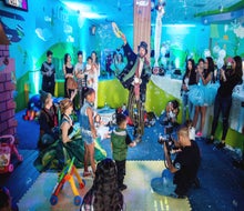 Photo courtesy of Giggles 'n' Hugs