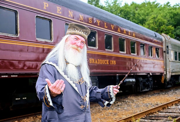 Harry Potter Fan Vacation Ideas in the US: Seashore Lines Wizard’s Express 