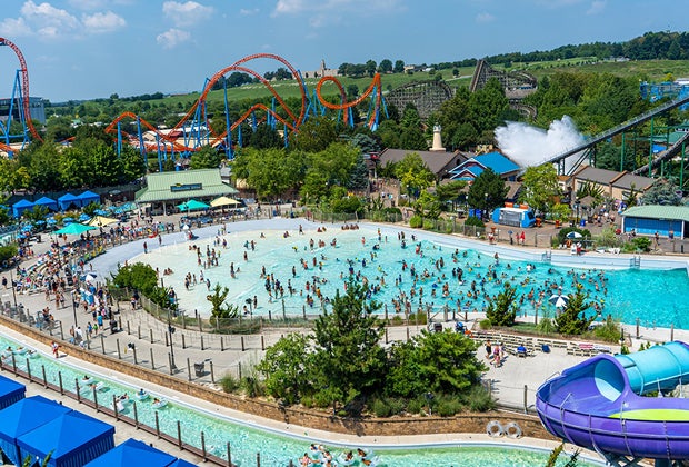 Visiting Hersheypark: Our Guide to the Sweetest Theme Park in Hershey, PA