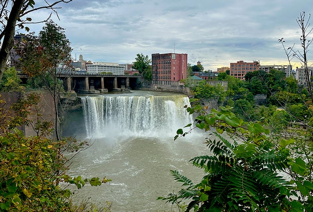Rochester, New York, with Kids: Genessee Brew House, High Falls view