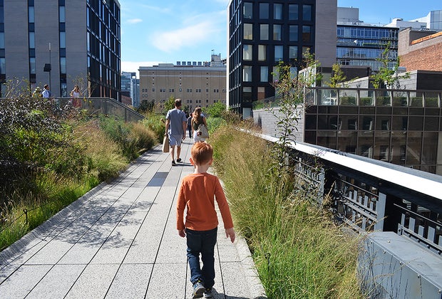 Spring break 2024 in NYC: The High Line