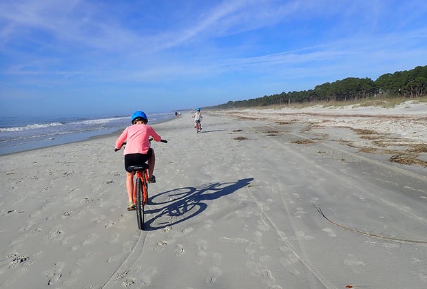 Hilton Head with Kids: ride bikes on Hilton Head Island