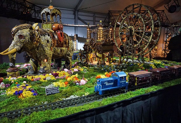 NYBG Holiday Train Show: Wonder Wheel