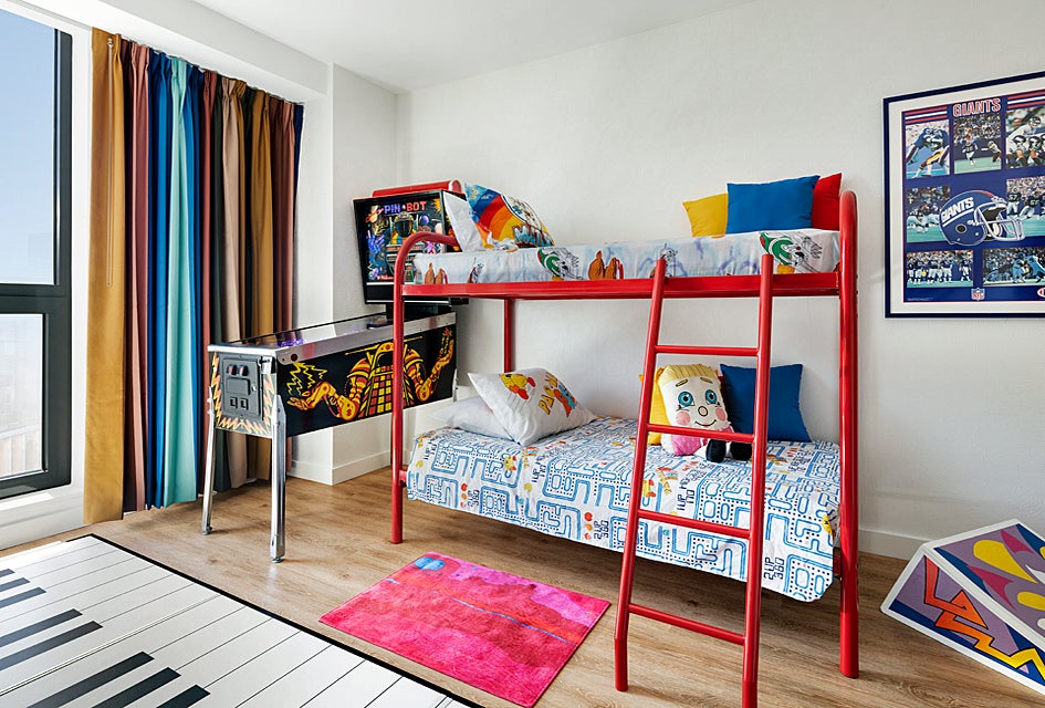 Channel your inner child in the BIG-inspired bunk bed suite at The Graduate on Roosevelt Island. Photo courtesy of the hotel