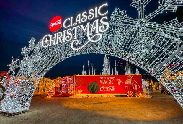 Houston A World of Holiday Magic Coca-Cola Classic Christmas Opens at Memorial City Mall