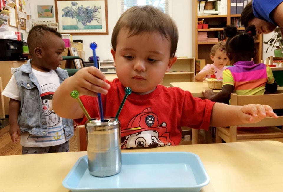 Preschool students at the Hudson Country Montessori program participate in weekly Spanish lessons. Photo courtesy of Hudson Country Montessori 