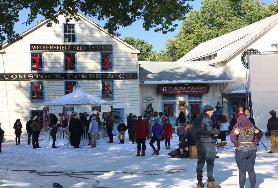 Explore the spots in Connecticut  where Hallmark Christmas movies were filmed for holiday fun in 2025! Photo courtesy of Connecticut Tourism